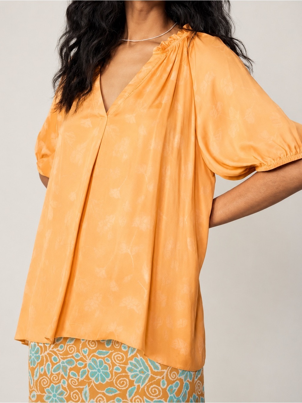 Current Air apricot top, medium